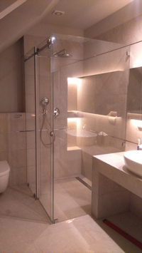 Стеклянные душевые кабины и перегородки 9